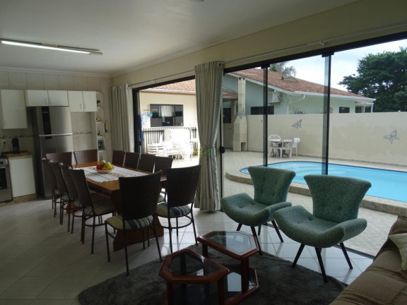 Imagem Casa com 2 Quartos para Alugar ou Temporada, 80 m² em Centro - Porto Belo Imagem Casa com 2 Quartos para Alugar ou Temporada, 80 m² em Centro - Porto Belo
