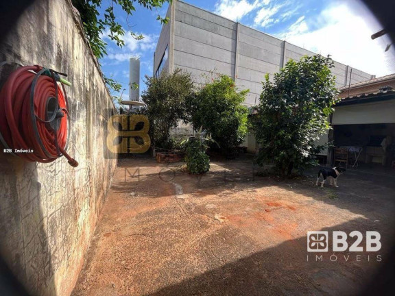 Imagem Casa com 3 Quartos à Venda, 180 m² em Jardim América - Bauru Imagem Casa com 3 Quartos à Venda, 180 m² em Jardim América - Bauru