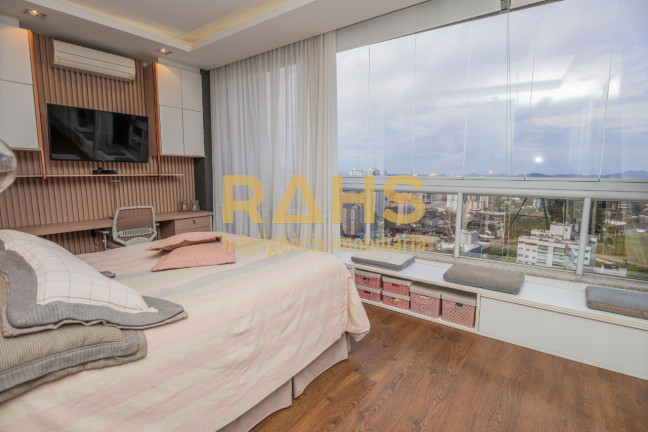 Imagem Cobertura com 4 Quartos à Venda, 500 m² em Atiradores - Joinville Imagem Cobertura com 4 Quartos à Venda, 500 m² em Atiradores - Joinville