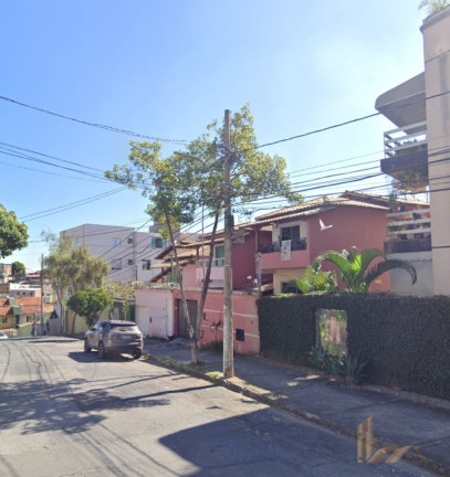 Imagem Casa com 4 Quartos à Venda, 352 m² em Heliópolis - Belo Horizonte