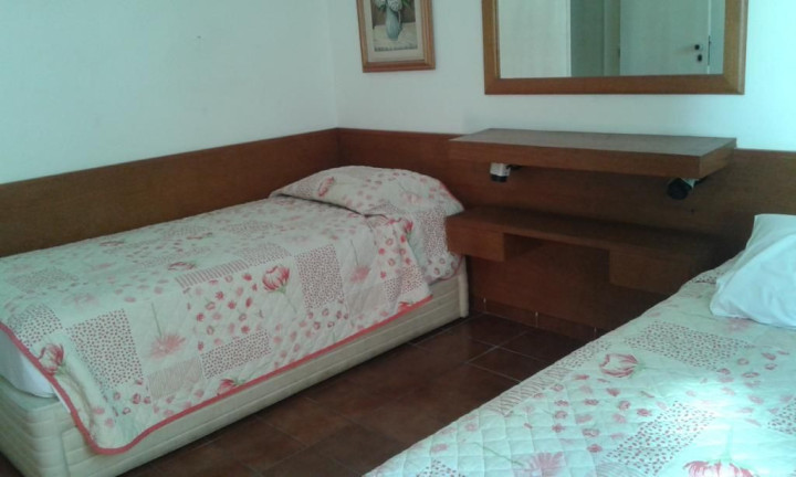 Imagem Apartamento com 2 Quartos à Venda ou Locação, 65 m² em Pitangueiras - Guarujá