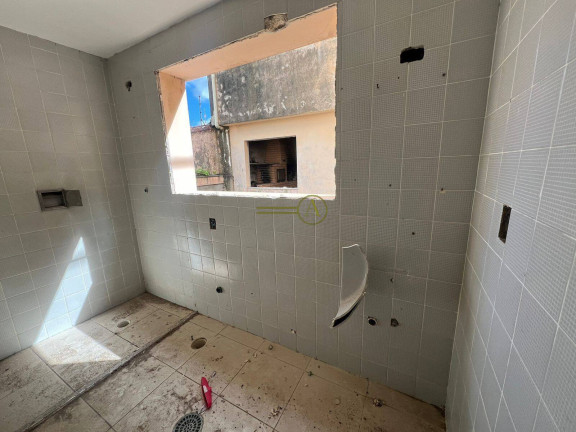 Imagem Casa com 6 Quartos à Venda, 200 m² em Balneário Stella Maris - Peruíbe Imagem Casa com 6 Quartos à Venda, 200 m² em Balneário Stella Maris - Peruíbe