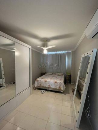 Imagem Casa com 3 Quartos à Venda, 117 m² em Glória - Macaé