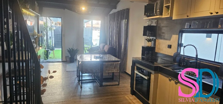 Imagem Casa com 4 Quartos à Venda, 150 m² em Itaguá - Ubatuba Imagem Casa com 4 Quartos à Venda, 150 m² em Itaguá - Ubatuba