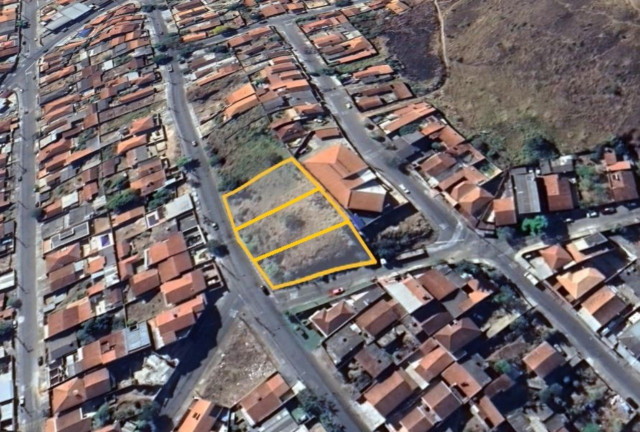 Imóvel à Venda, 300 m² em Dom Bosco - Poços De Caldas