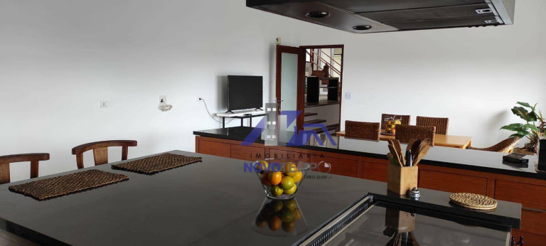 Imagem Casa com 5 Quartos à Venda ou Locação, 1.360 m² em Tamboré 01 - Barueri Imagem Casa com 5 Quartos à Venda ou Locação, 1.360 m² em Tamboré 01 - Barueri