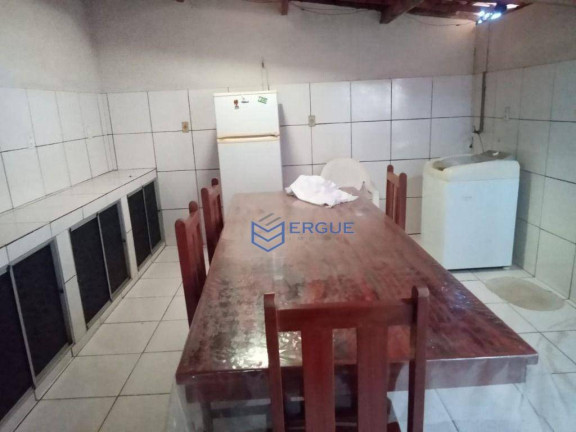 Imagem Casa com 10 Quartos à Venda, 700 m² em Dias Macedo - Fortaleza Imagem Casa com 10 Quartos à Venda, 700 m² em Dias Macedo - Fortaleza