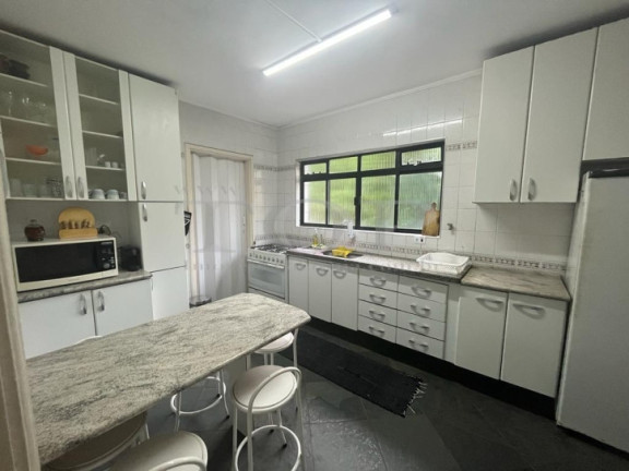 Imagem Apartamento com 3 Quartos para Alugar, 130 m² em Pitangueiras - Guarujá Imagem Apartamento com 3 Quartos para Alugar, 130 m² em Pitangueiras - Guarujá