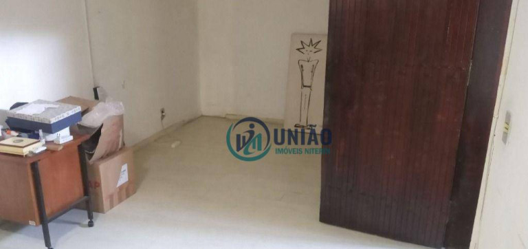 Imagem Casa com 5 Quartos à Venda, 250 m² em Maria Paula - Niterói
