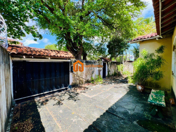 Casa com 3 Quartos à Venda, 323 m² em Varjota - Fortaleza