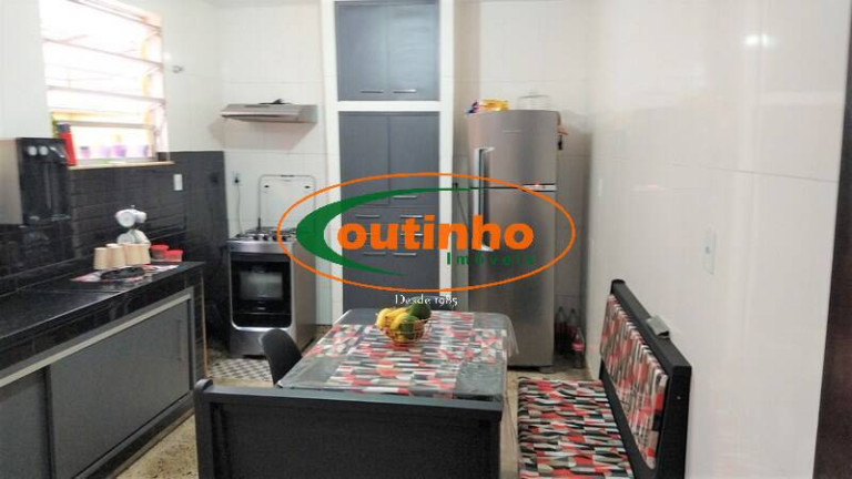 Imagem Casa com 4 Quartos à Venda, 247 m² em Andaraí - Rio De Janeiro Imagem Casa com 4 Quartos à Venda, 247 m² em Andaraí - Rio De Janeiro