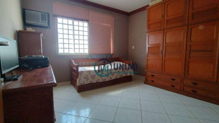 Imagem Casa com 3 Quartos à Venda, 339 m² em Pita - São Gonçalo Imagem Casa com 3 Quartos à Venda, 339 m² em Pita - São Gonçalo