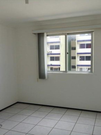 Imagem Imóvel com 3 Quartos à Venda, 65 m² em Tabapuá - Caucaia
