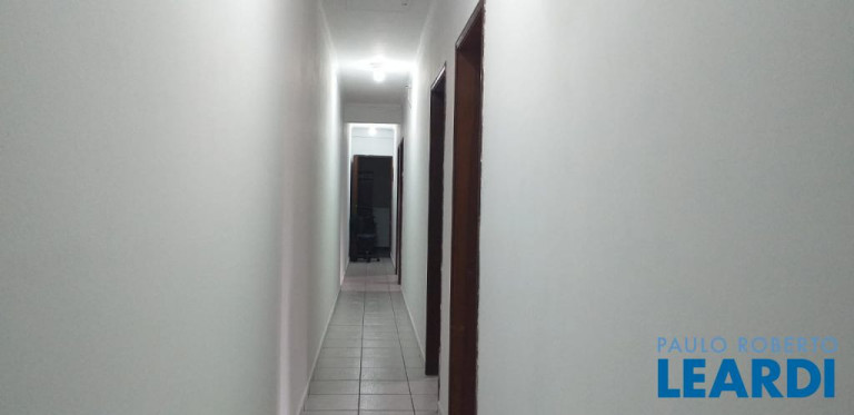 Imagem Sobrado com 7 Quartos à Venda, 258 m² em Vila São Pedro - Santo André Imagem Sobrado com 7 Quartos à Venda, 258 m² em Vila São Pedro - Santo André