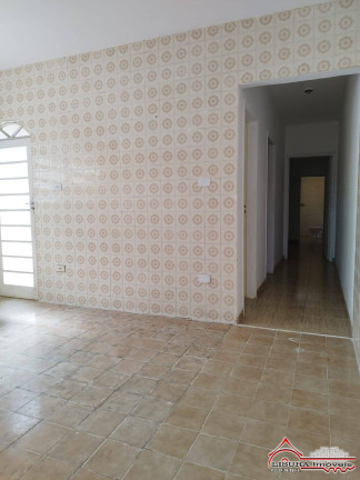 Imagem Casa com 2 Quartos à Venda, em Parque Santo Antônio - Jacareí Imagem Casa com 2 Quartos à Venda, em Parque Santo Antônio - Jacareí
