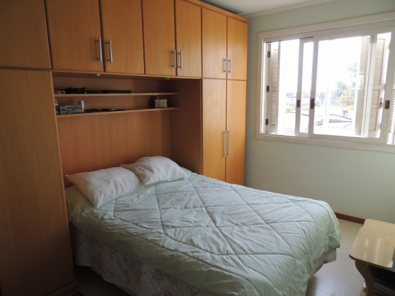 Imagem Casa com 3 Quartos à Venda, 88 m² em Passo Da Areia - Porto Alegre Imagem Casa com 3 Quartos à Venda, 88 m² em Passo Da Areia - Porto Alegre