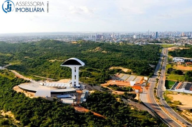 Imagem Terreno para Alugar ou Temporada, 300 m² em Candelaria - Natal Imagem Terreno para Alugar ou Temporada, 300 m² em Candelaria - Natal