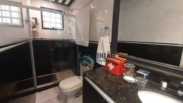 Imagem Casa com 5 Quartos à Venda, 270 m² em Itaipu - Niterói Imagem Casa com 5 Quartos à Venda, 270 m² em Itaipu - Niterói