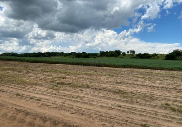 Imagem Imóvel com 5 Quartos à Venda, 5.808.000 m² em Centro - Avaré Imagem Imóvel com 5 Quartos à Venda, 5.808.000 m² em Centro - Avaré