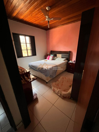 Imagem Casa com 3 Quartos à Venda, 250 m² em Planalto Verde - Ribeirão Preto Imagem Casa com 3 Quartos à Venda, 250 m² em Planalto Verde - Ribeirão Preto