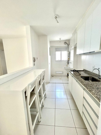 Imagem Apartamento com 3 Quartos à Venda, 70 m² em Vila Suzana - São Paulo