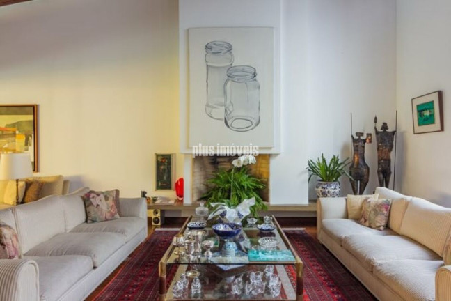 Imagem Casa com 4 Quartos à Venda, 440 m² em Jardim Guedala - São Paulo