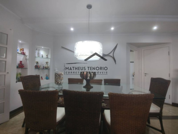 Imagem Apartamento com 3 Quartos à Venda, 130 m²
