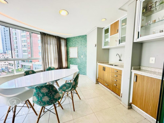 Imagem Apartamento com 2 Quartos à Venda, 90 m² em Centro - Balneário Camboriú Imagem Apartamento com 2 Quartos à Venda, 90 m² em Centro - Balneário Camboriú