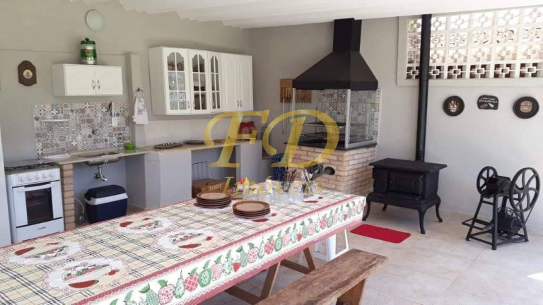 Imagem Chácara com 4 Quartos à Venda, 1.000 m² em Atibaia