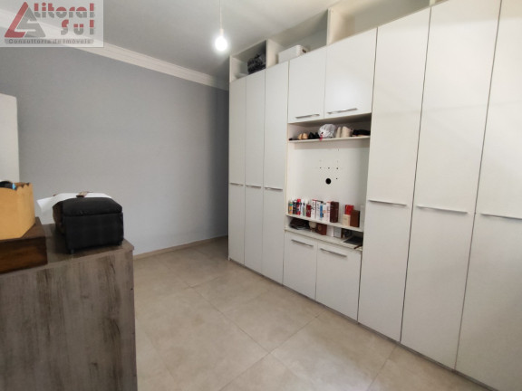 Imagem Casa com 2 Quartos à Venda, 109 m² em Guilhermina - Praia Grande Imagem Casa com 2 Quartos à Venda, 109 m² em Guilhermina - Praia Grande