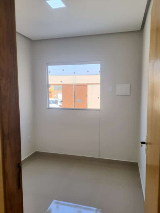 Imagem Casa com 3 Quartos à Venda, 50 m² em Acácias - Montes Claros