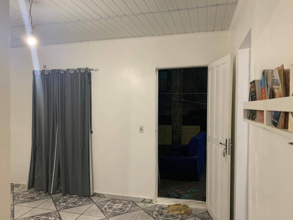 Imagem Casa com 3 Quartos para Alugar,  em Colonia Terra Nova - Manaus