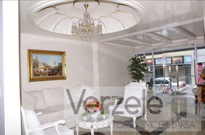 Imagem Apartamento com 3 Quartos à Venda, 151 m² em Centro - Balneário Camboriú Imagem Apartamento com 3 Quartos à Venda, 151 m² em Centro - Balneário Camboriú