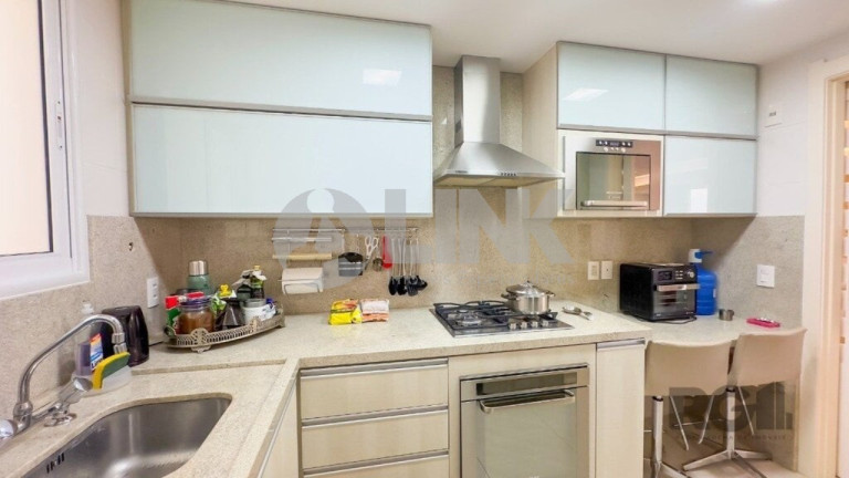 Imagem Apartamento com 3 Quartos à Venda, 102 m² em Jardim Europa - Porto Alegre Imagem Apartamento com 3 Quartos à Venda, 102 m² em Jardim Europa - Porto Alegre