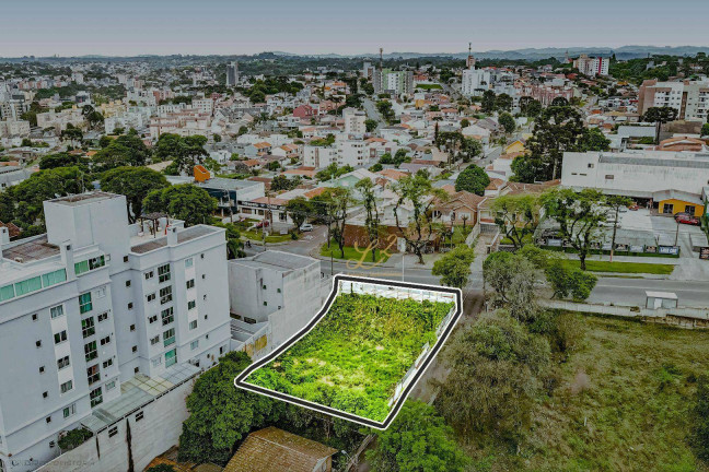 Imagem Terreno à Venda, 537 m² em Tingui - Curitiba