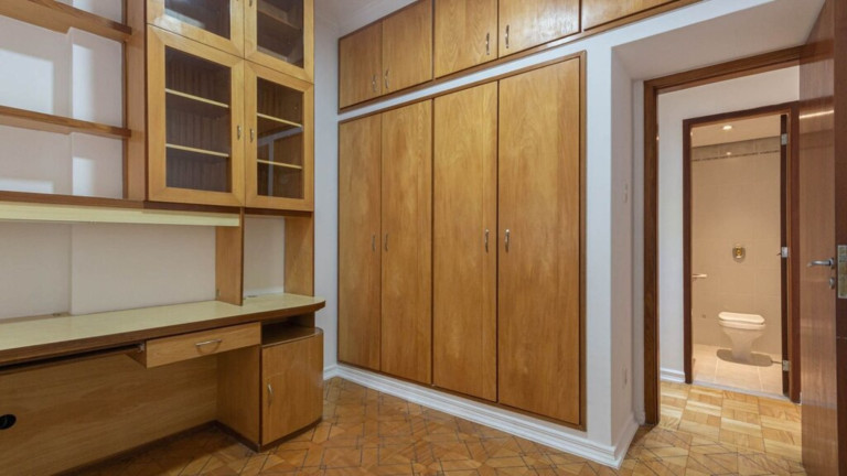 Imagem Imóvel com 3 Quartos à Venda, 99 m² em Flamengo - Rio De Janeiro Imagem Imóvel com 3 Quartos à Venda, 99 m² em Flamengo - Rio De Janeiro