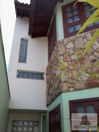 Imagem Casa com 3 Quartos à Venda, 246 m² em Campestre - Santo André