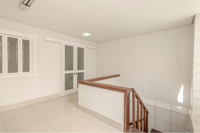 Imagem Casa com 3 Quartos à Venda, 349 m² em Chácara Das Pedras - Porto Alegre