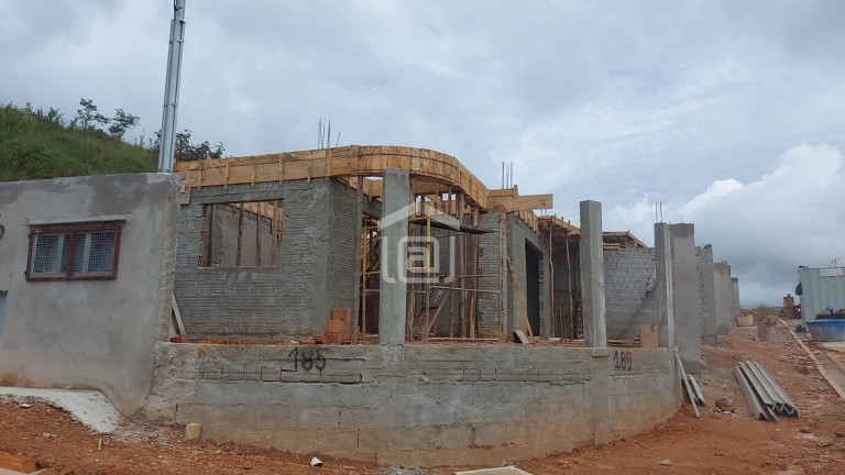Imagem Casa com 3 Quartos à Venda, 97 m² em Jardim Bandeirantes - Poços De Caldas
