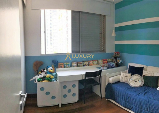 Imagem Imóvel com 4 Quartos à Venda, 135 m² em Lourdes - Belo Horizonte