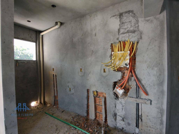 Imagem Imóvel com 3 Quartos à Venda, 102 m² em Itacorubi - Florianópolis