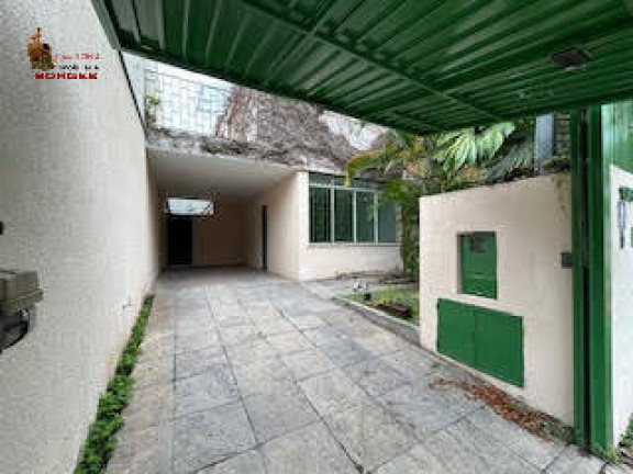 Casa com 3 Quartos para Alugar, 232 m² em Brooklin - São Paulo