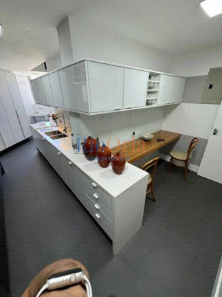 Imagem Apartamento com 3 Quartos à Venda, 221 m² em Barra Da Tijuca - Rio De Janeiro Imagem Apartamento com 3 Quartos à Venda, 221 m² em Barra Da Tijuca - Rio De Janeiro