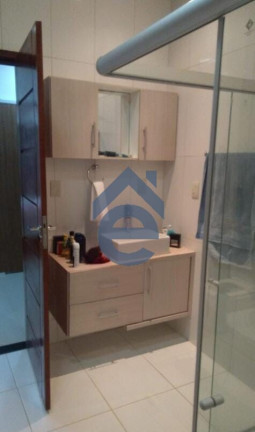Imagem Casa com 2 Quartos à Venda, 91 m² em Santa Lúcia - Maceió Imagem Casa com 2 Quartos à Venda, 91 m² em Santa Lúcia - Maceió