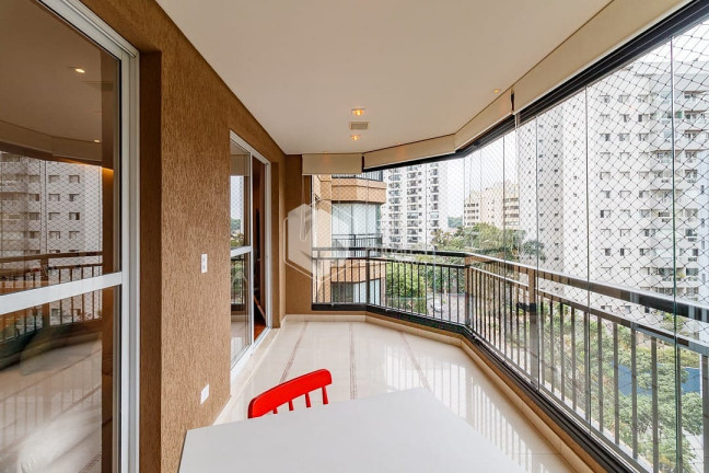Imagem Apartamento com 3 Quartos à Venda, 137 m² em Vila Suzana - São Paulo
