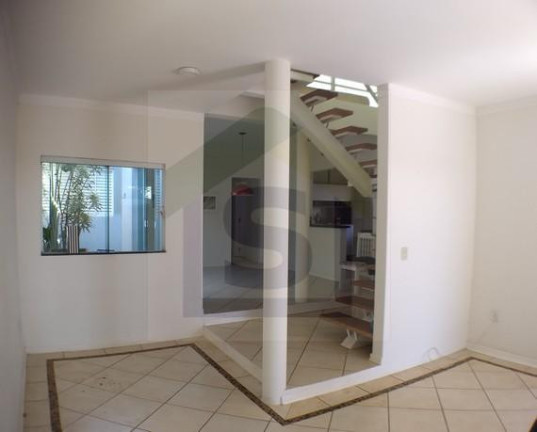 Imagem Casa com 3 Quartos à Venda, 250 m² em Jardim Cambuí - Botucatu