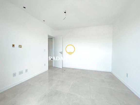 Imagem Apartamento com 2 Quartos à Venda, 151 m² em Centro - Cabo Frio