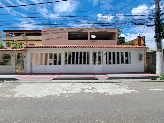 Casa com 3 Quartos à Venda, 250 m² em Santa Mônica Popular - Vila Velha