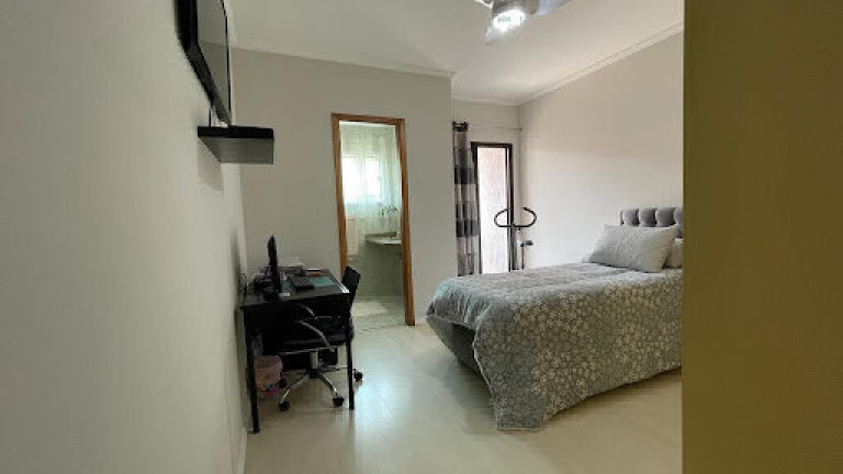 Imagem Imóvel com 3 Quartos à Venda, 240 m² em água Fria - São Paulo Imagem Imóvel com 3 Quartos à Venda, 240 m² em água Fria - São Paulo