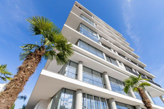 Imagem Apartamento com 4 Quartos à Venda, 246 m² em Cristo Rei - Curitiba